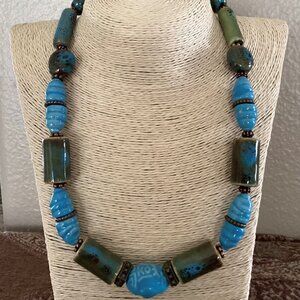 Blue and green beaded necklace, 21 inch